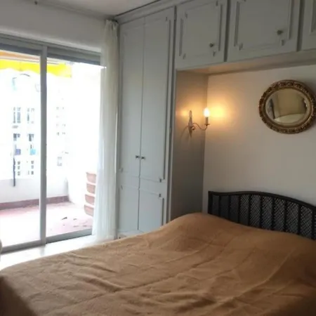 Nathalie E : Au Coeur Du Quartier Saint Charles Apartment Biarritz